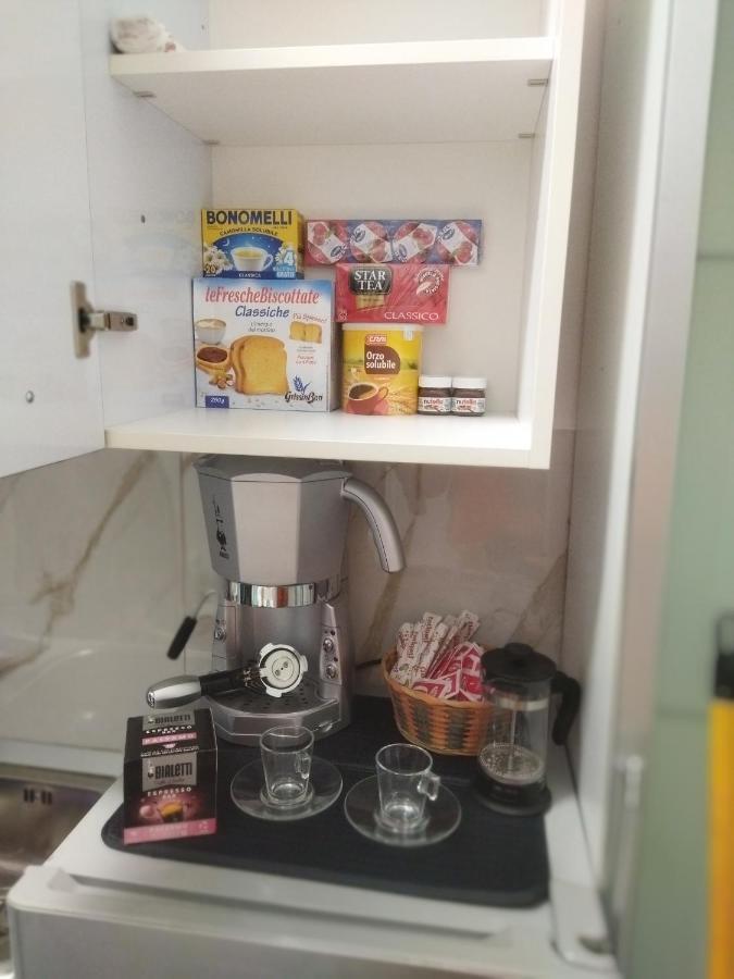 Nennella A Spaccanapoli Bagian luar foto